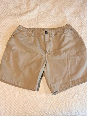 chubbies khaki shorts. Size L. 7” inseam